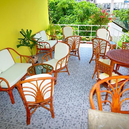 Adonis Guest House Patong Eksteriør bilde