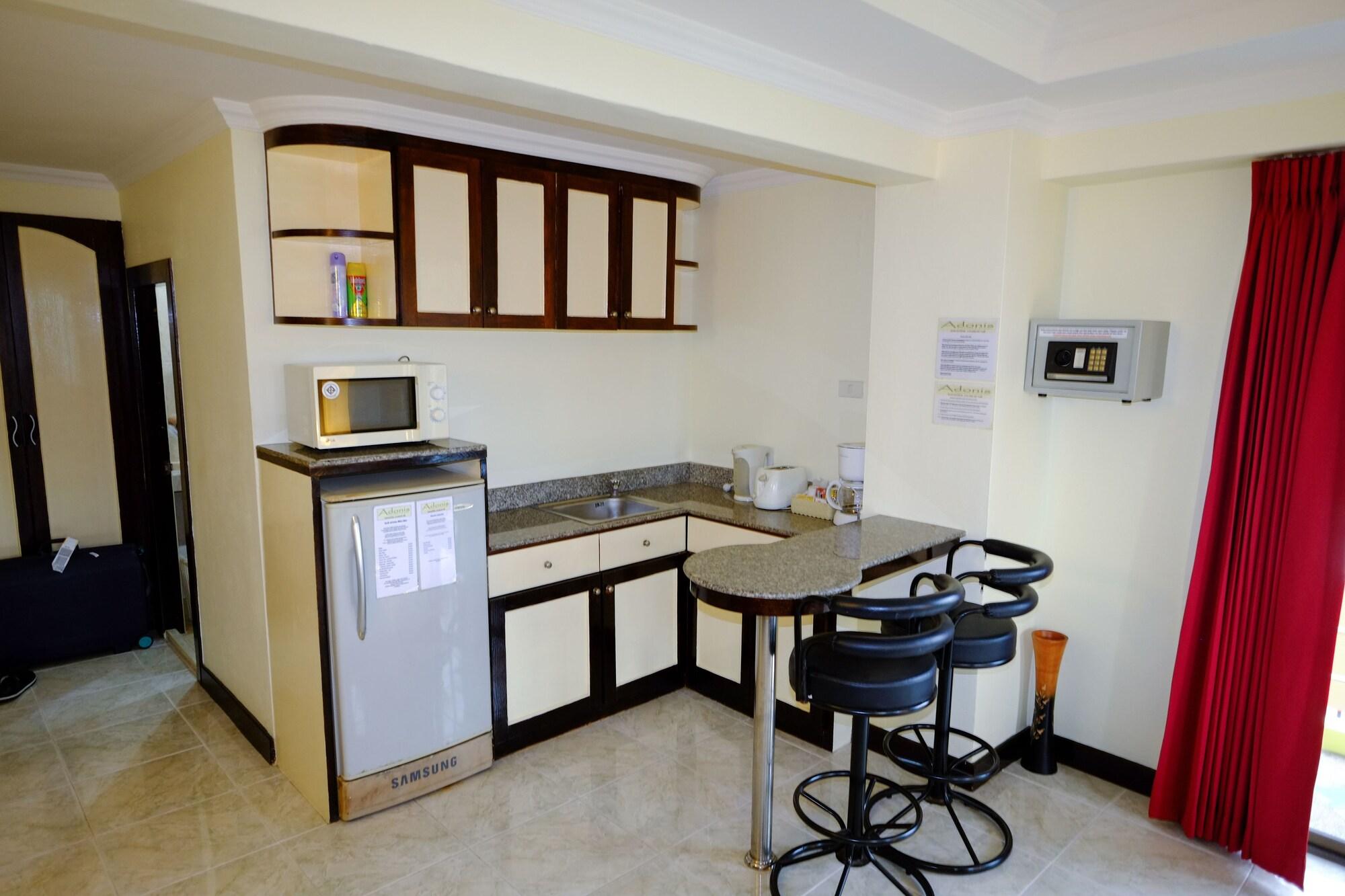 Adonis Guest House Patong Eksteriør bilde