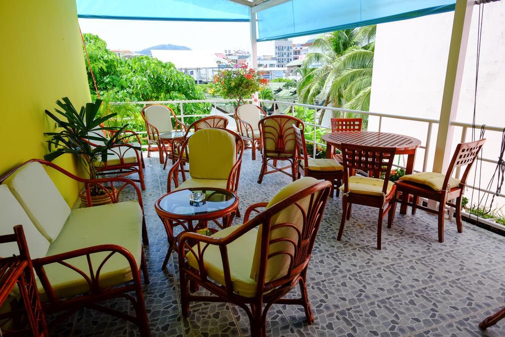 Adonis Guest House Patong Eksteriør bilde